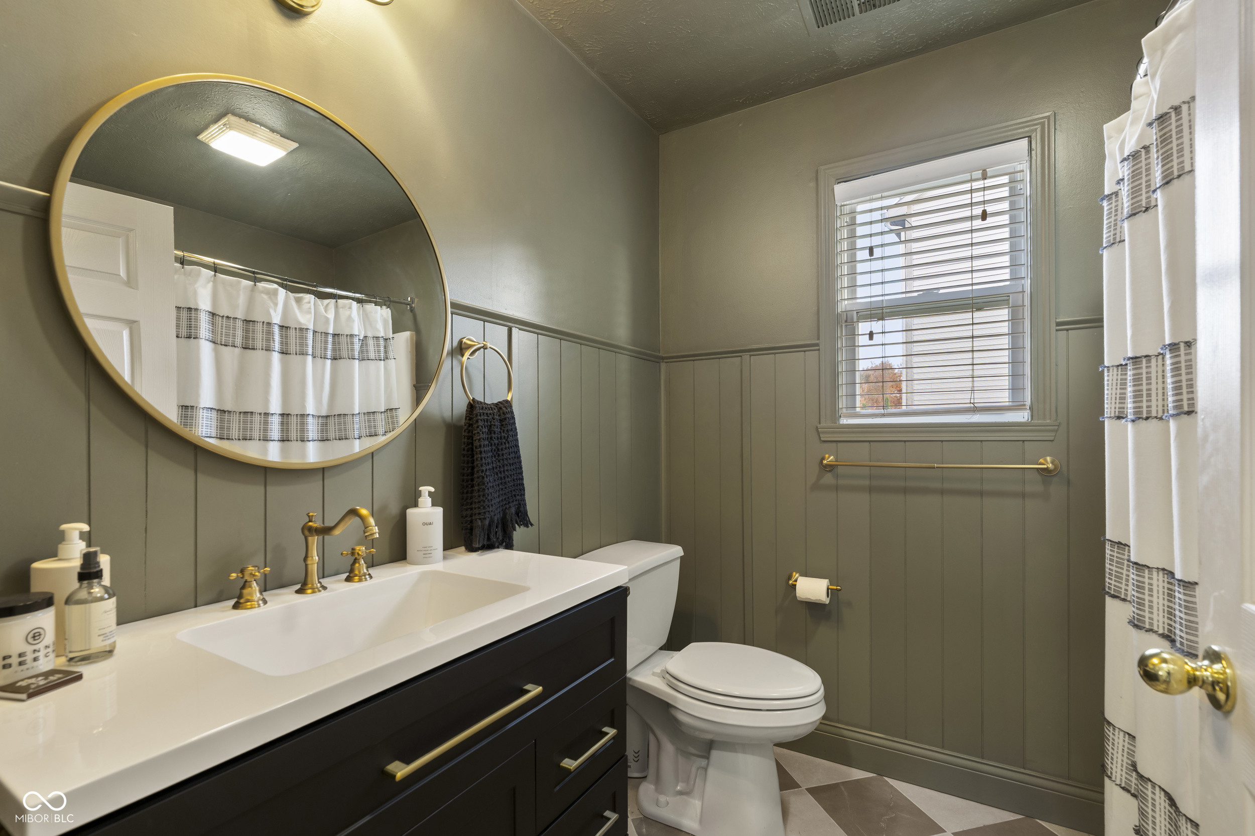 11388 Falling Water Way Fishers, IN 46037 - Photo 26 of 36