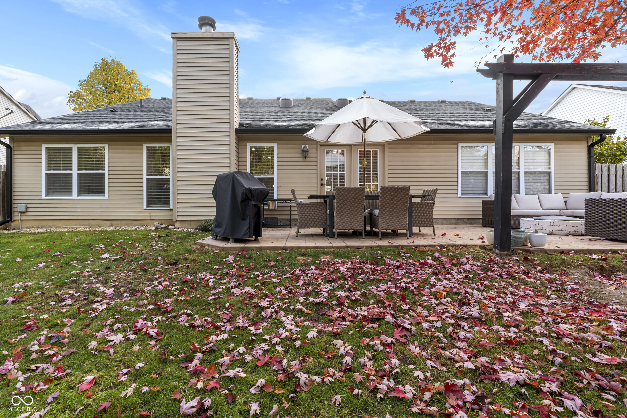 11388 Falling Water Way Fishers, IN 46037 - Photo 29 of 36