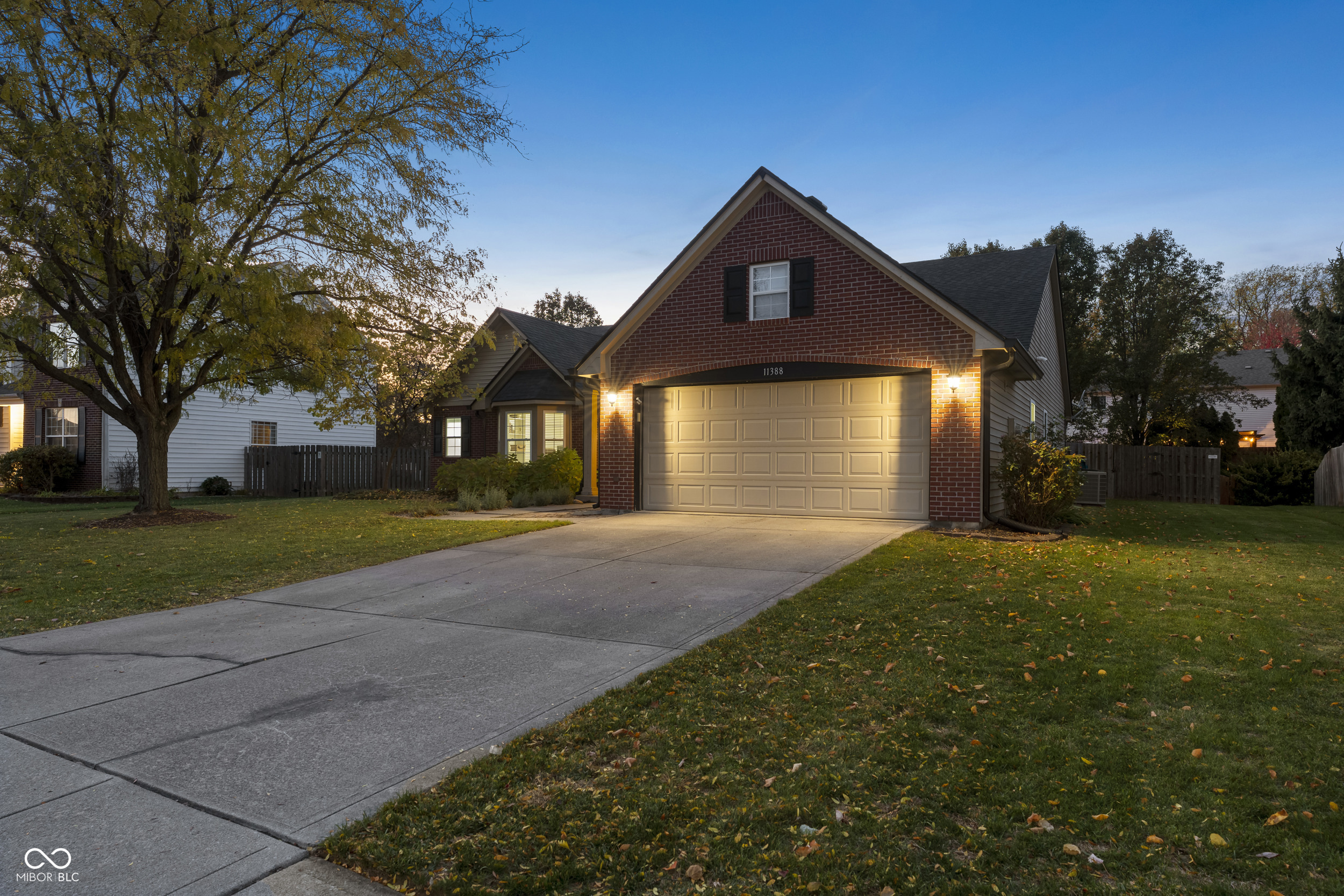 11388 Falling Water Way Fishers, IN 46037 - Photo 34 of 36