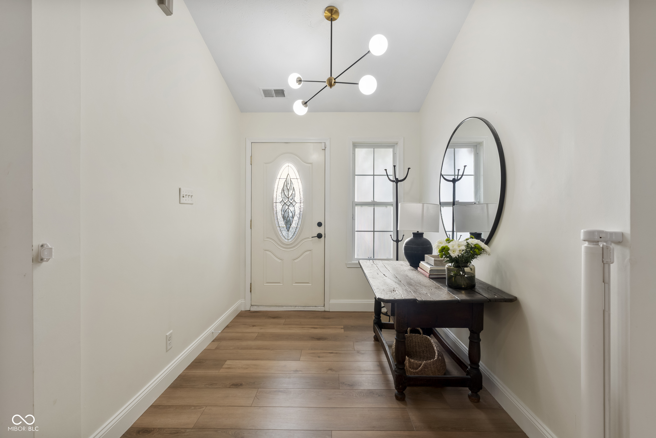 11388 Falling Water Way Fishers, IN 46037 - Photo 7 of 36