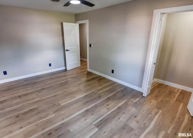 $184,900 | 513 East Oak Street, Taylorville, IL 62568