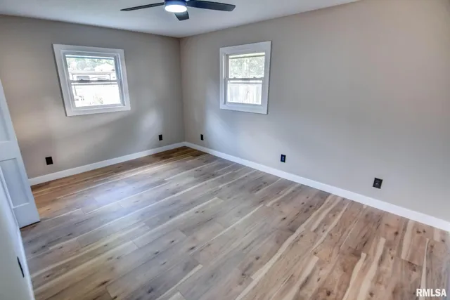 $184,900 | 513 East Oak Street, Taylorville, IL 62568