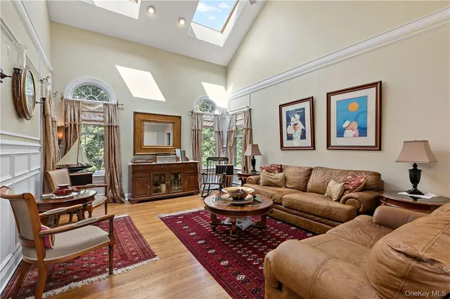 $9,700 | 4 Sonoma Road, Cortlandt Manor, NY 10567