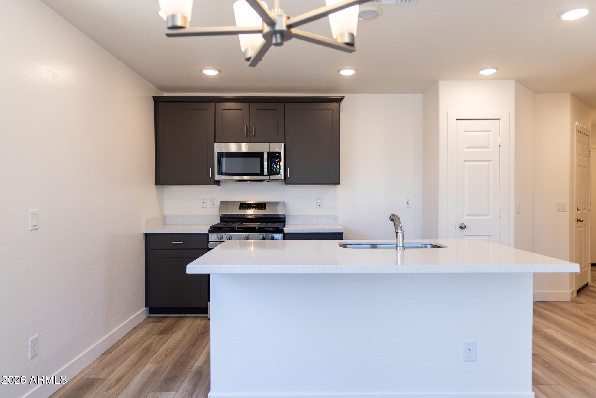 17095 North Lariat Road Maricopa, AZ 85138 - Photo 5 of 47 Kitchen