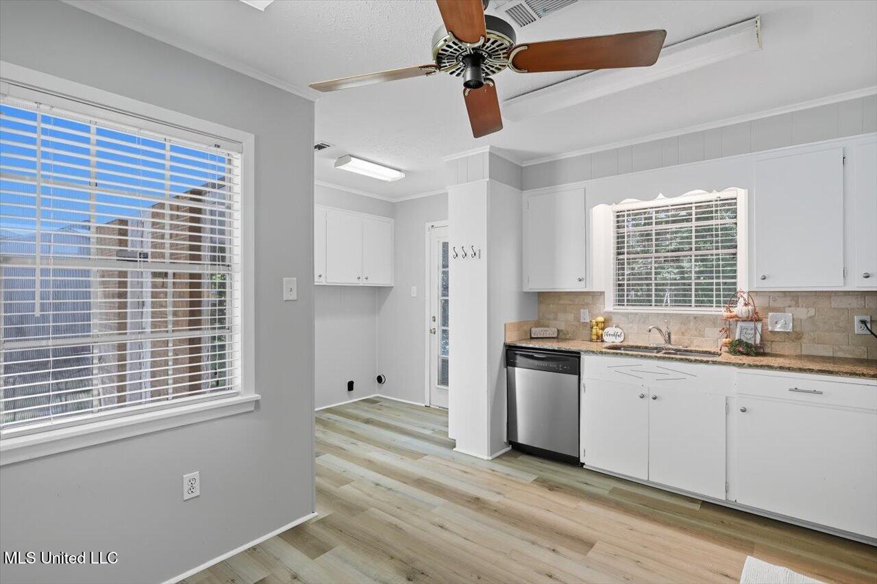 434 Sarah Street Pearl, MS 39208 - Photo 7 of 17 09-434 Sarah St _ Home Tours MS