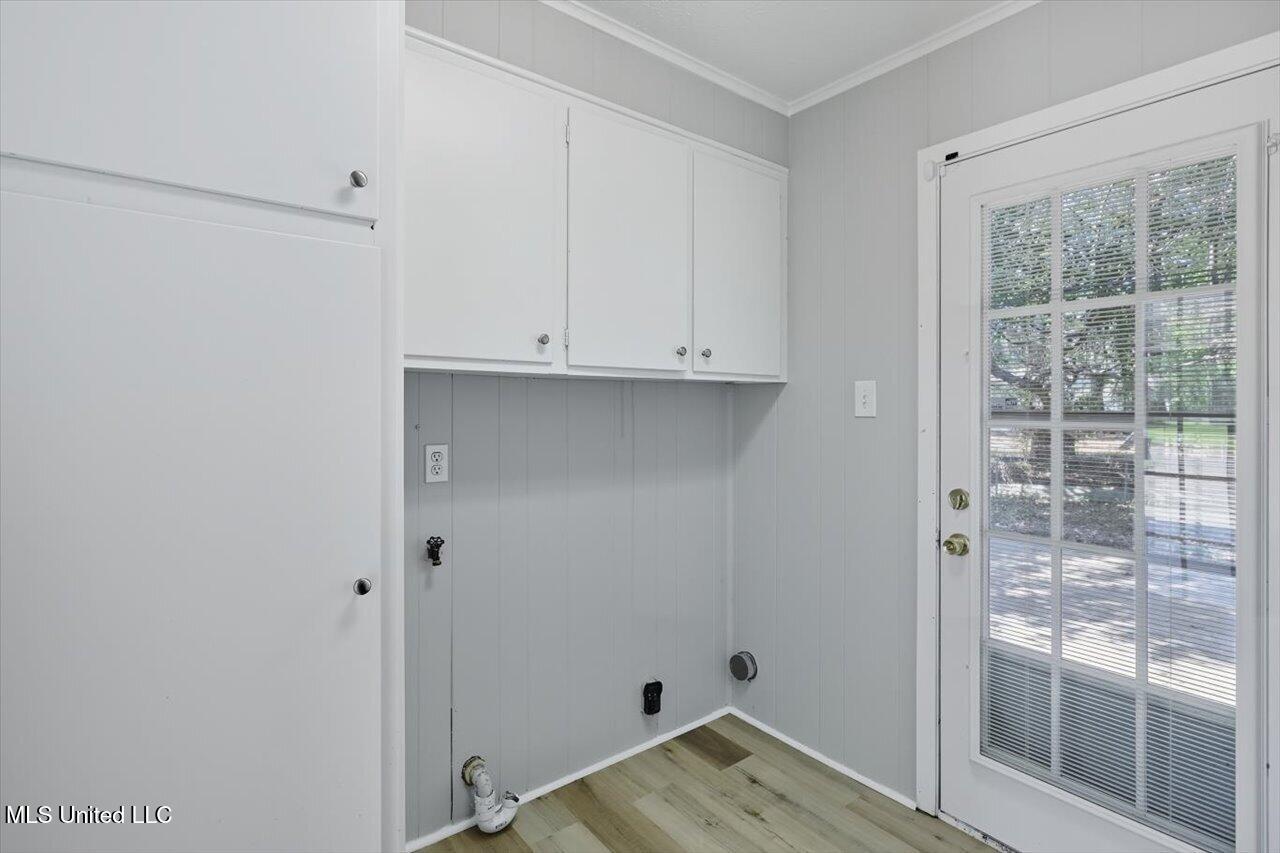 434 Sarah Street Pearl, MS 39208 - Photo 8 of 17 13-434 Sarah St _ Home Tours MS