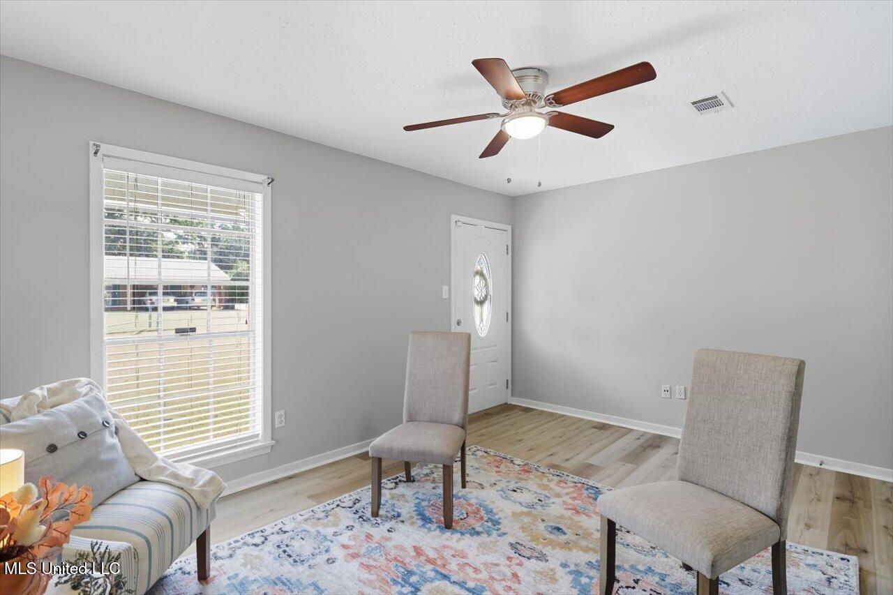 434 Sarah Street Pearl, MS 39208 - Photo 9 of 17 06-434 Sarah St _ Home Tours MS