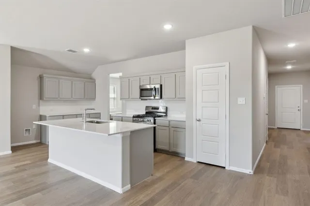 $329,990 | 475 Sierra Ridge, Lavon, TX 75166