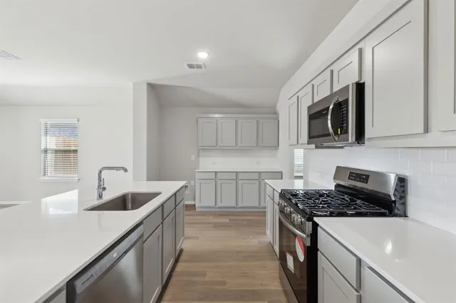 $329,990 | 475 Sierra Ridge, Lavon, TX 75166