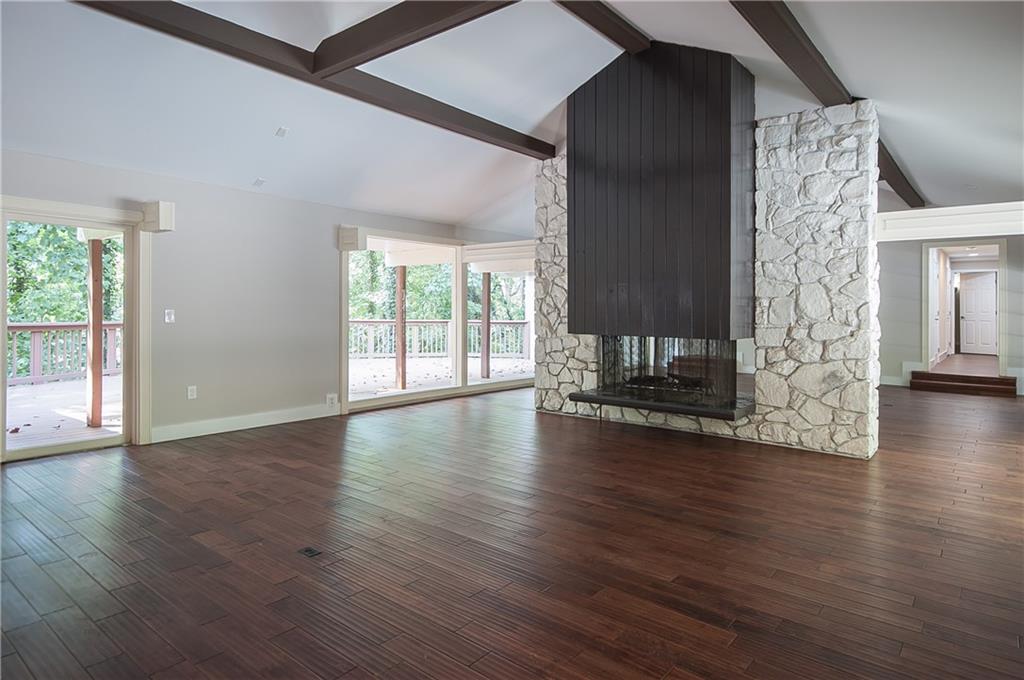 5270 Riverview Road Northwest Atlanta, GA 30327 - Photo 2 of 20