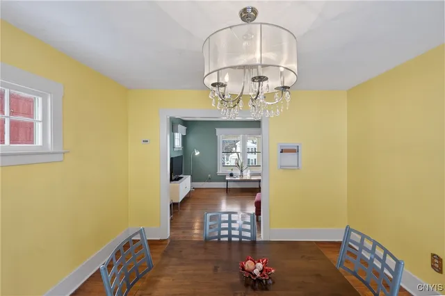 $149,900 | 430 North Monticello Drive, Syracuse, NY 13205