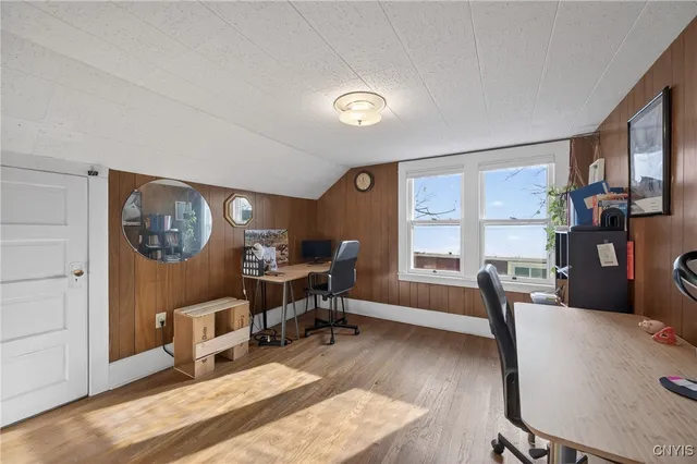 $149,900 | 430 North Monticello Drive, Syracuse, NY 13205