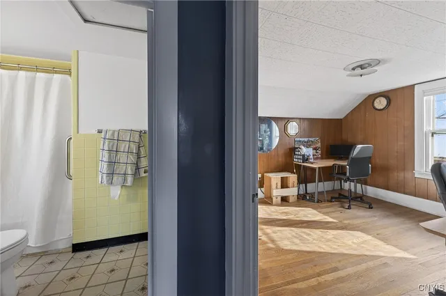 $149,900 | 430 North Monticello Drive, Syracuse, NY 13205