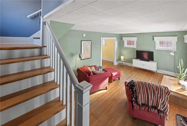 $149,900 | 430 North Monticello Drive, Syracuse, NY 13205