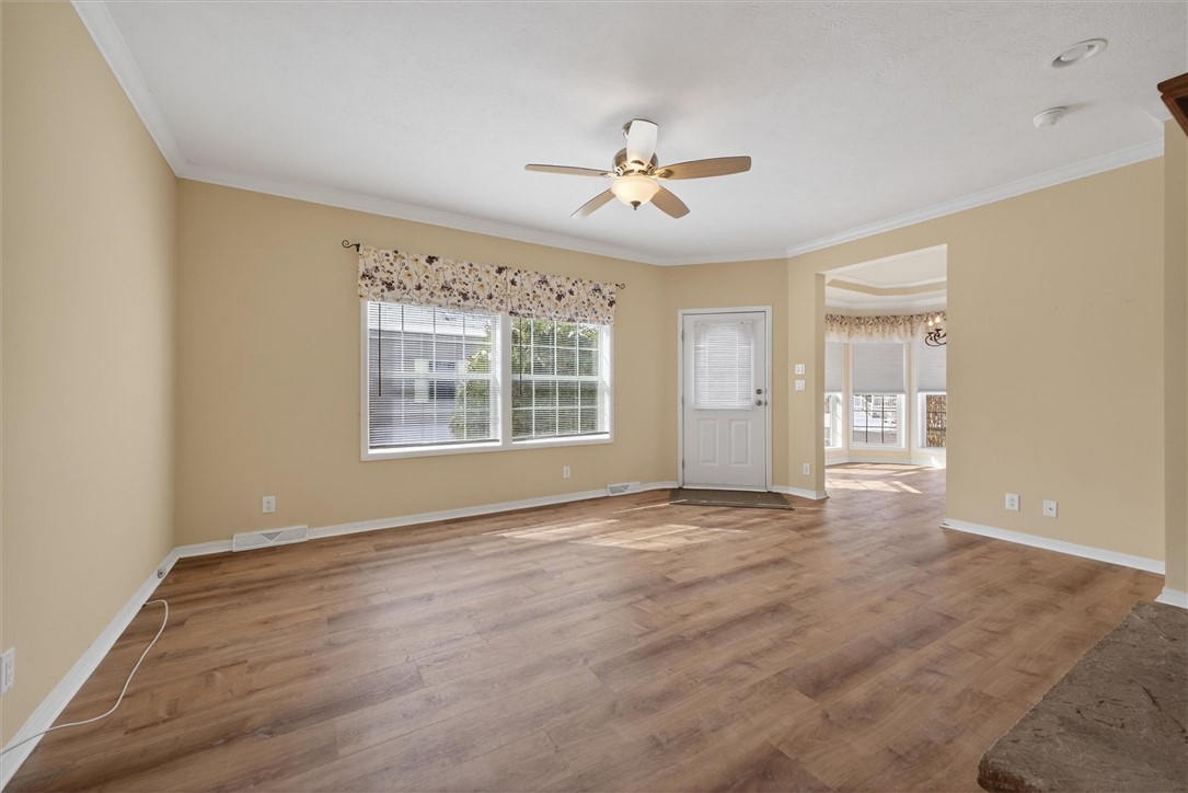 6289 Lambert Street Victor, NY 14564 - Photo 6 of 35