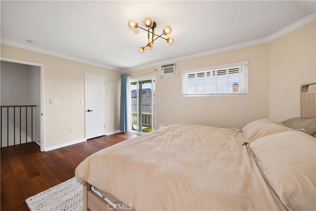2518 Curtis Avenue, Unit 3 Redondo Beach, CA 90278 - Photo 16 of 35 a bedroom with a bed and a window