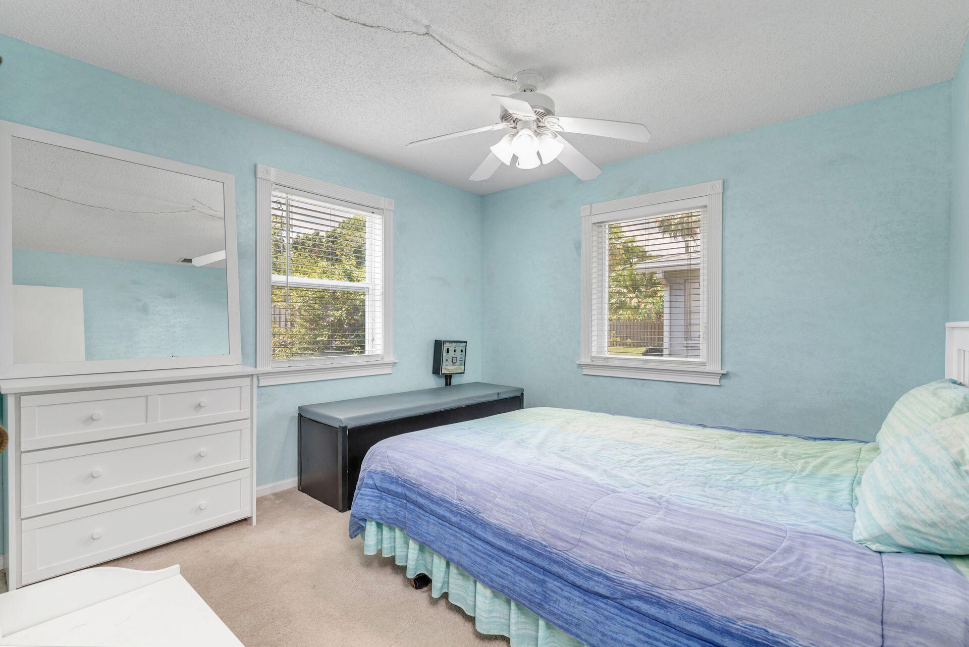 502 Oak Terrace Jupiter, FL 33458 - Photo 16 of 37 second bedroom