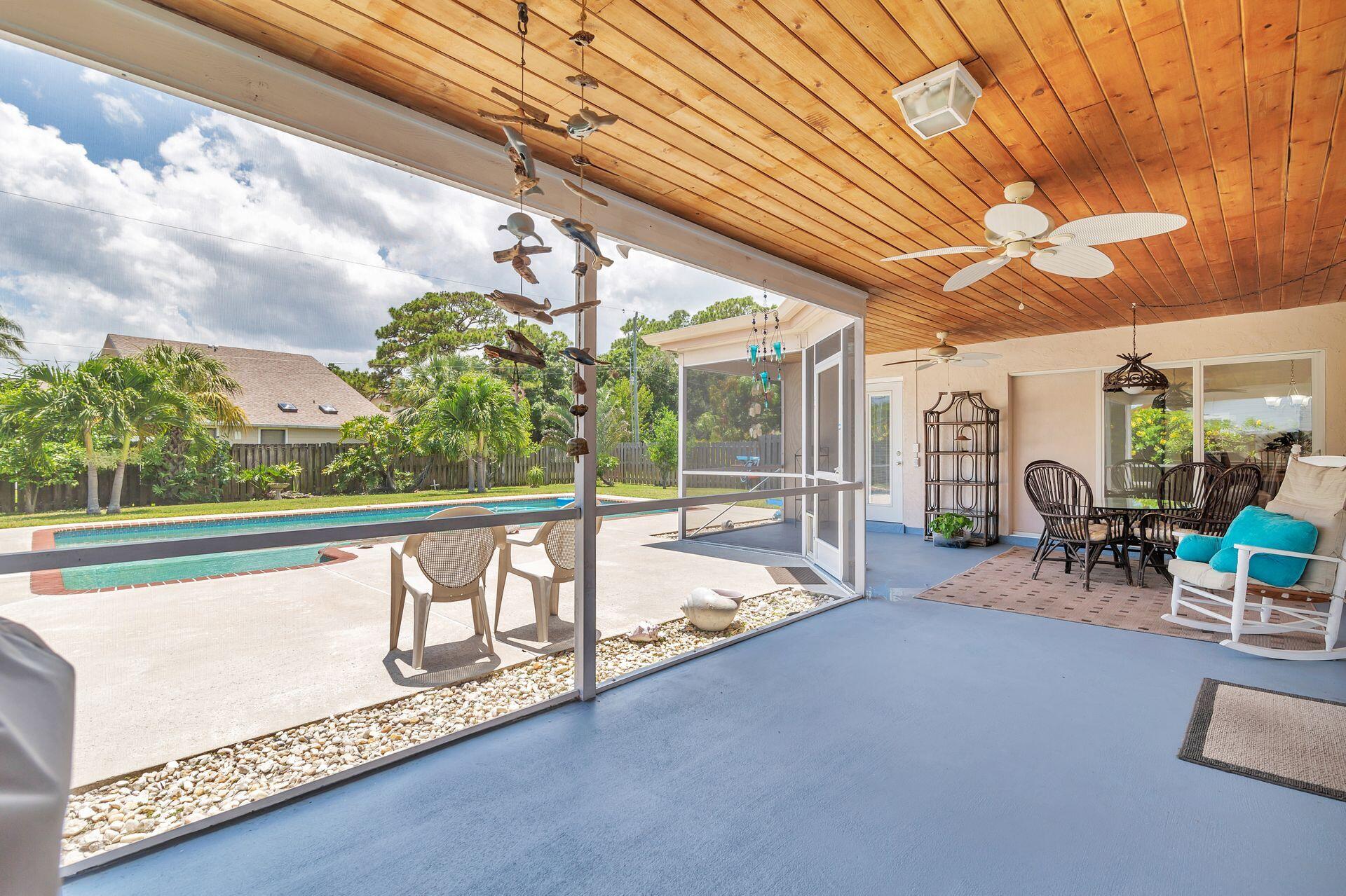 502 Oak Terrace Jupiter, FL 33458 - Photo 19 of 37 patio