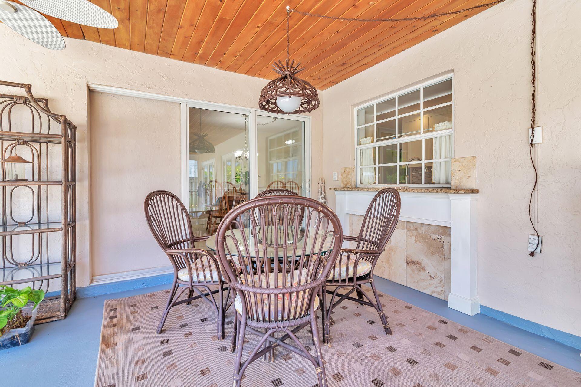 502 Oak Terrace Jupiter, FL 33458 - Photo 21 of 37 patio