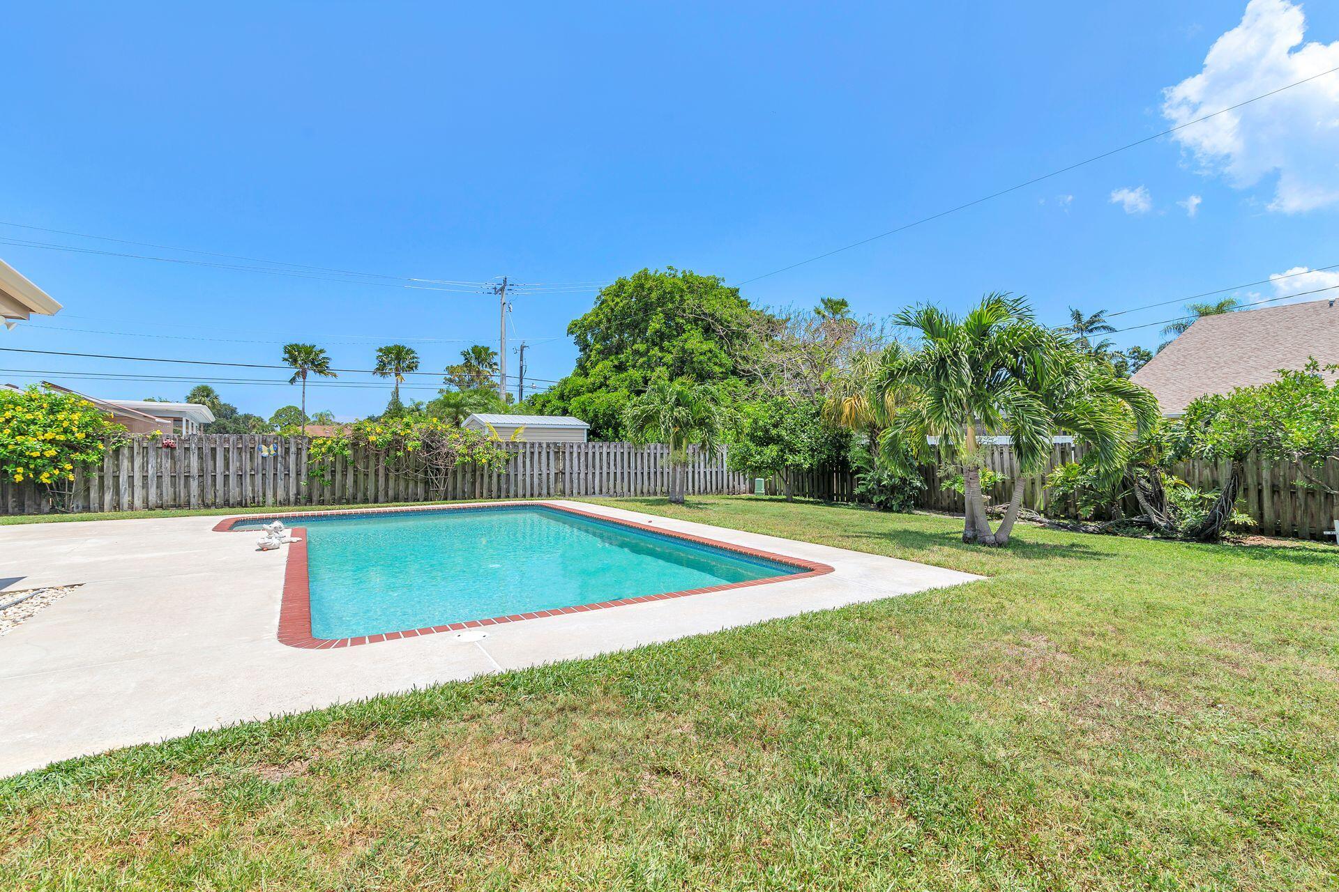 502 Oak Terrace Jupiter, FL 33458 - Photo 26 of 37 35