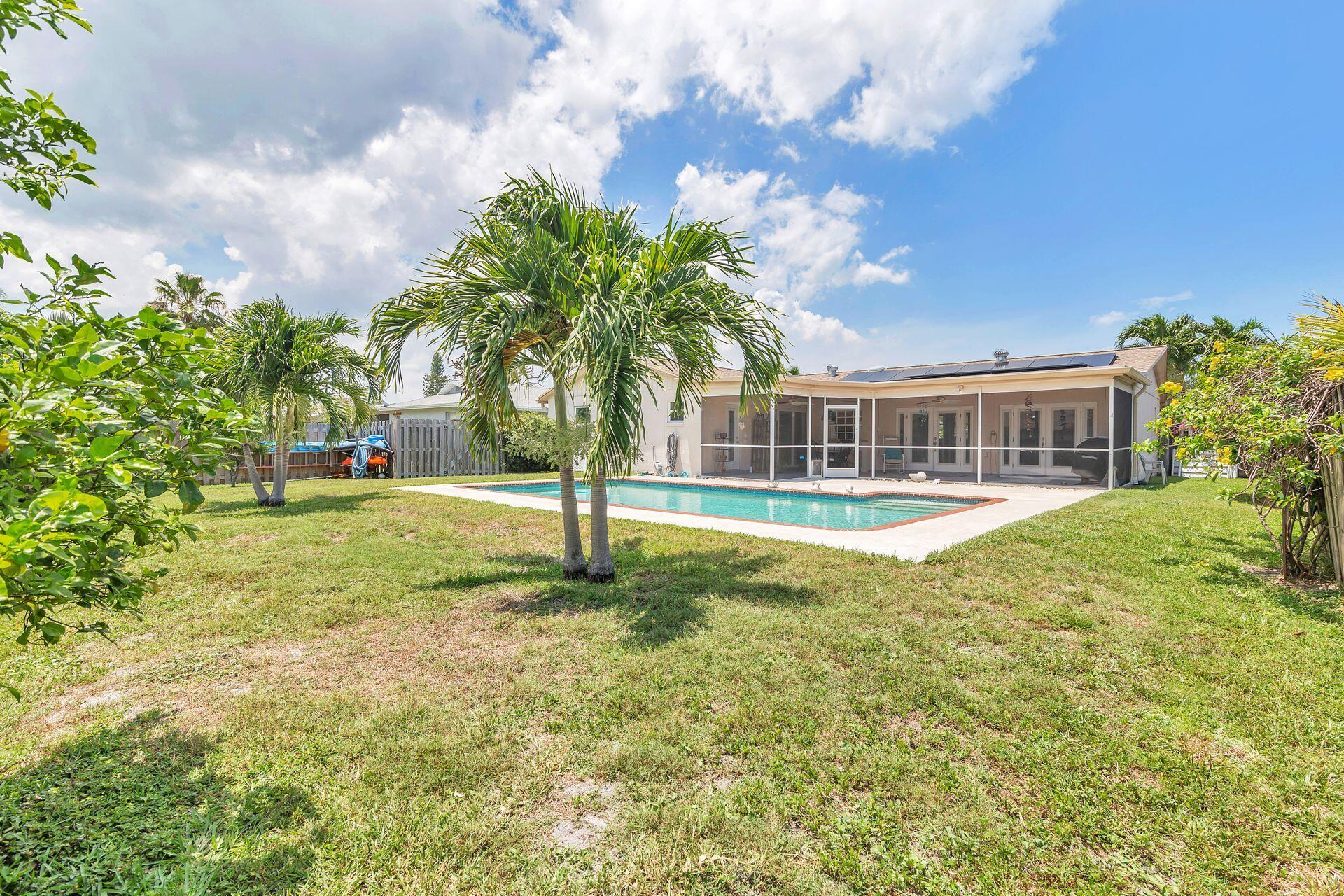 502 Oak Terrace Jupiter, FL 33458 - Photo 27 of 37 31