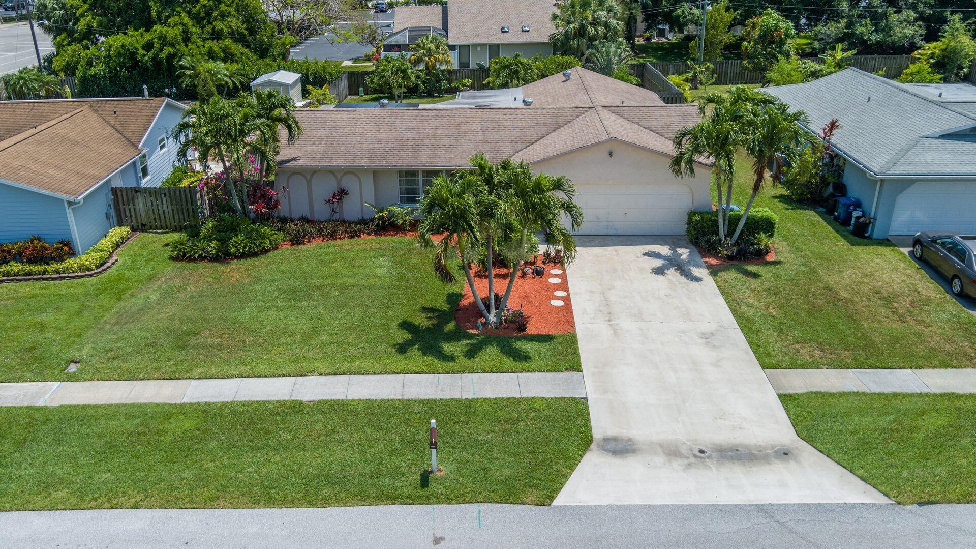 502 Oak Terrace Jupiter, FL 33458 - Photo 32 of 37 38