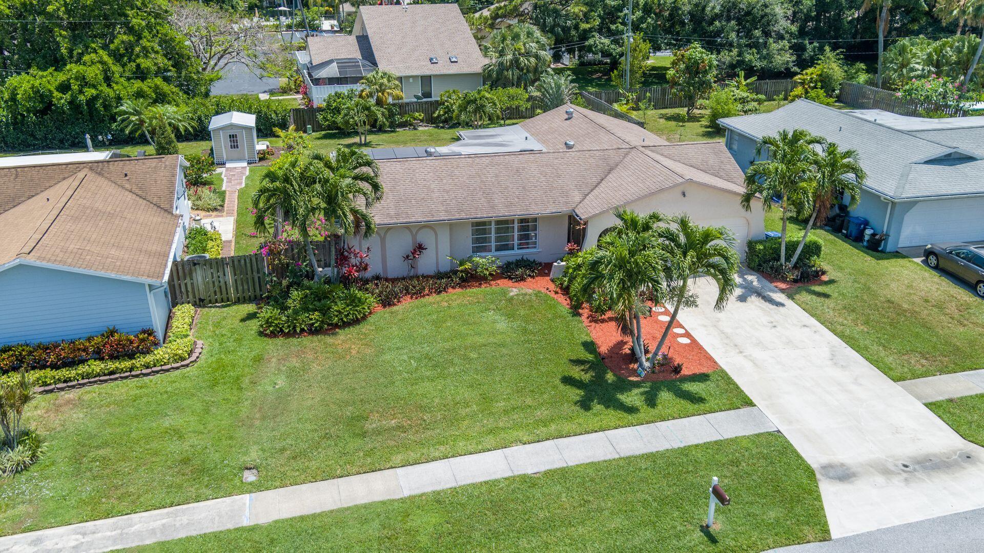 502 Oak Terrace Jupiter, FL 33458 - Photo 34 of 37 39