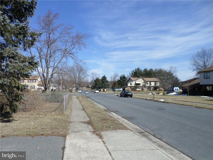 48 Wayside Road Berlin, NJ 08009 - Photo 18 of 19 Gallery Image 18