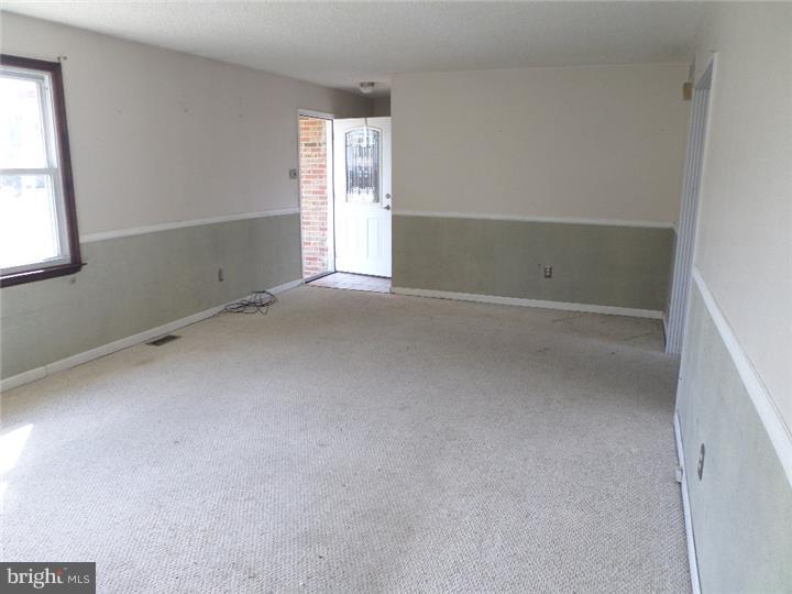 48 Wayside Road Berlin, NJ 08009 - Photo 6 of 19 Gallery Image 6