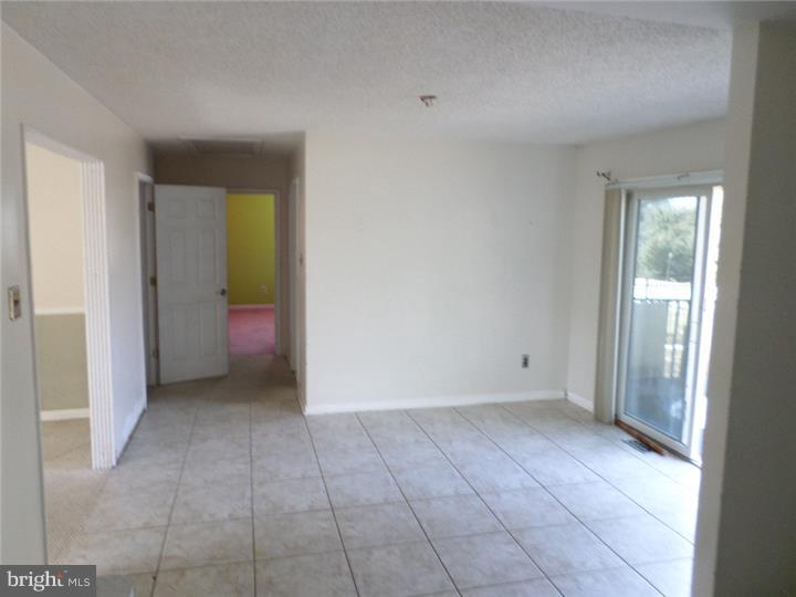 48 Wayside Road Berlin, NJ 08009 - Photo 8 of 19 Gallery Image 8