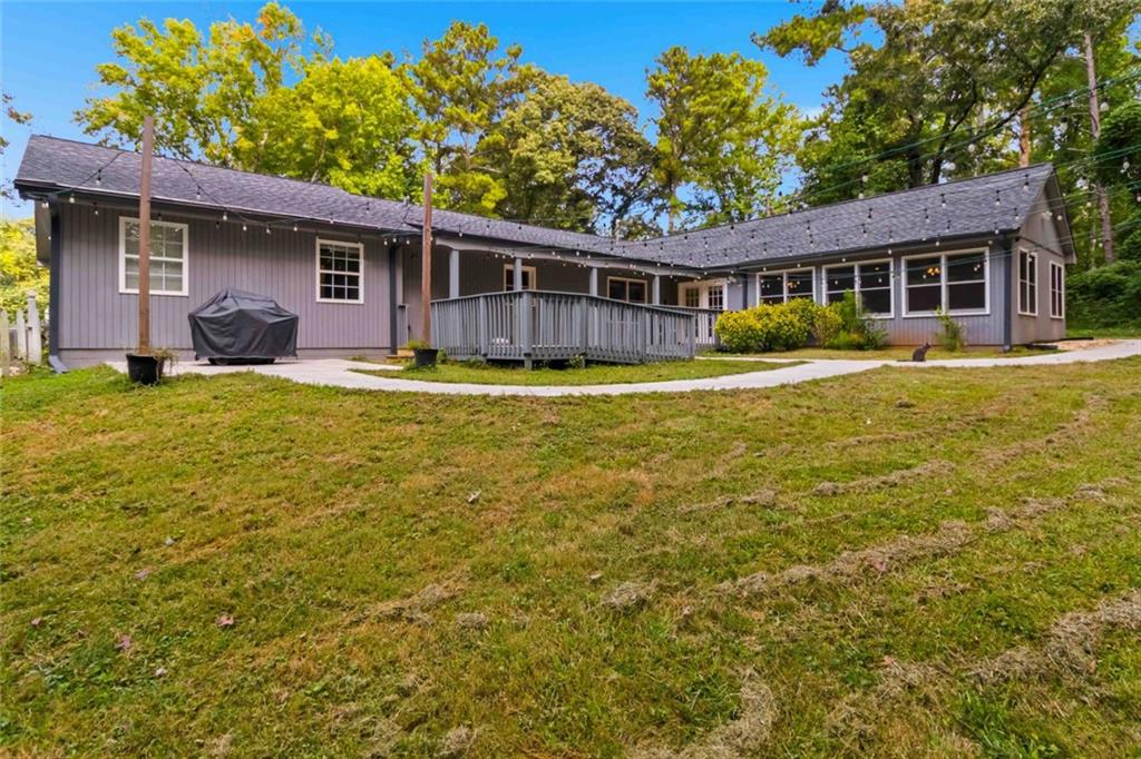3290 Stonewall Tell Road Atlanta, GA 30349 - Photo 8 of 43 Gallery Image 8