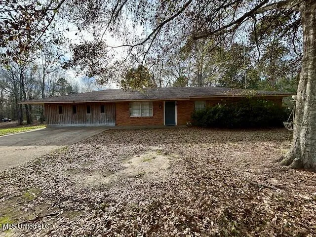 $172,500 | 1119 Willis Cotton Road, Summit, MS 39666