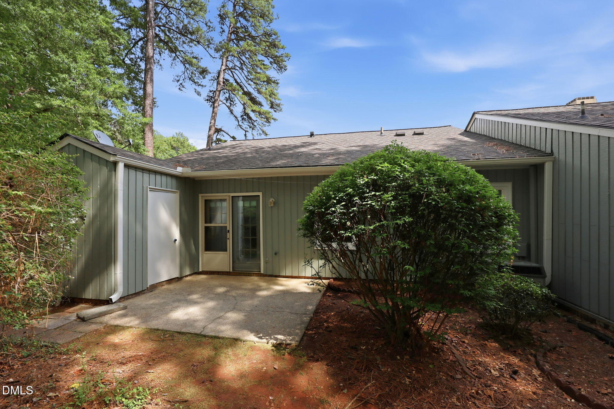8015 Brown Bark Place Raleigh, NC 27615 - Photo 20 of 26 IMG_1121