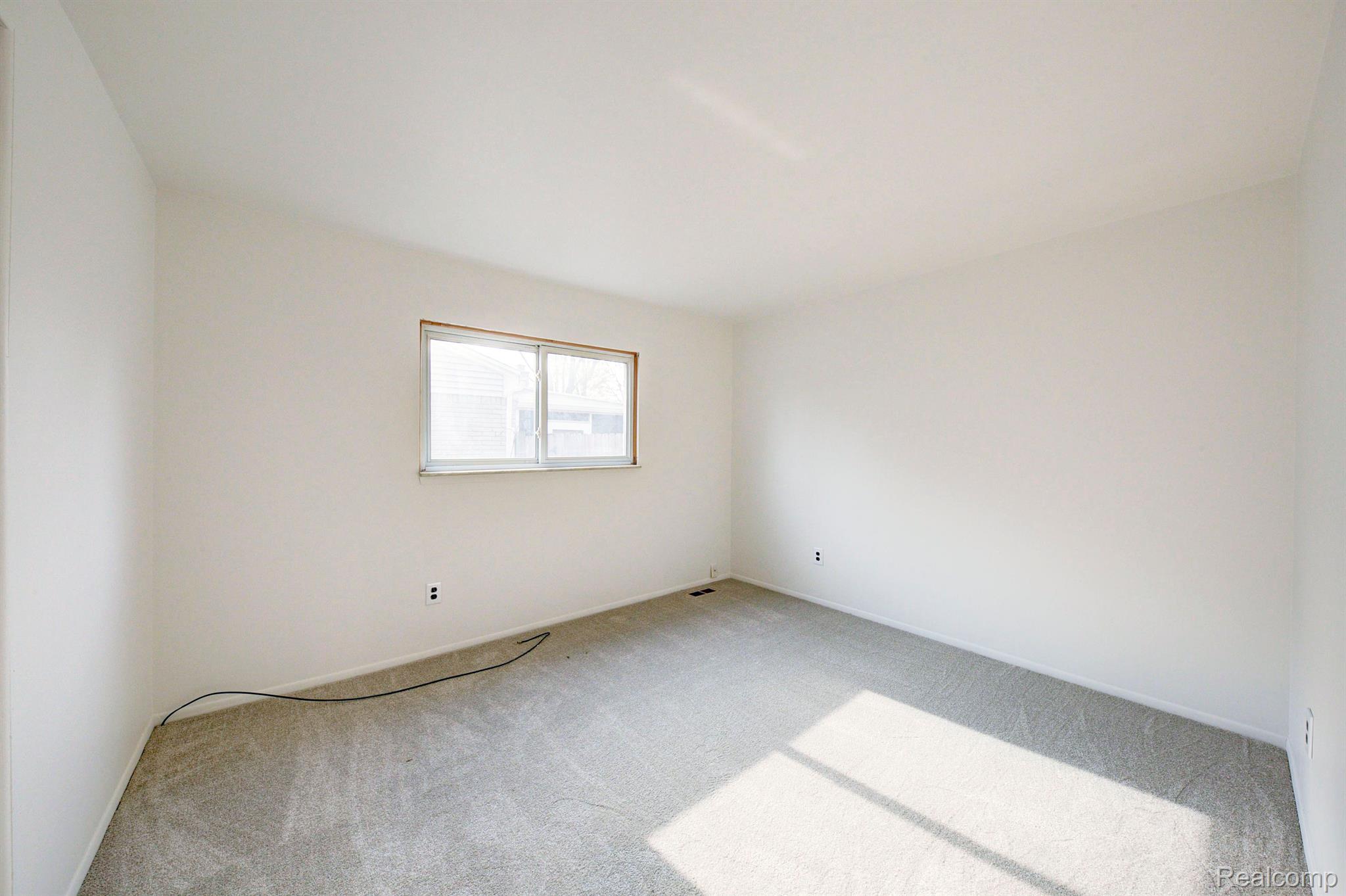 1697 Ranier Street Canton, MI 48187 - Photo 21 of 26 Gallery Image 21