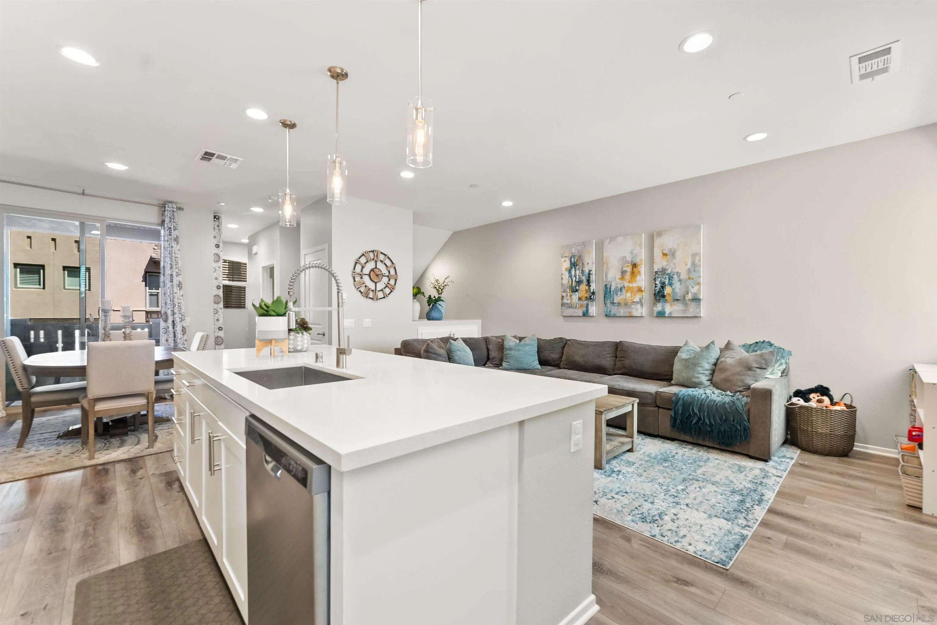 1291 Via Lucero Oceanside, CA 92056 - Photo 16 of 40