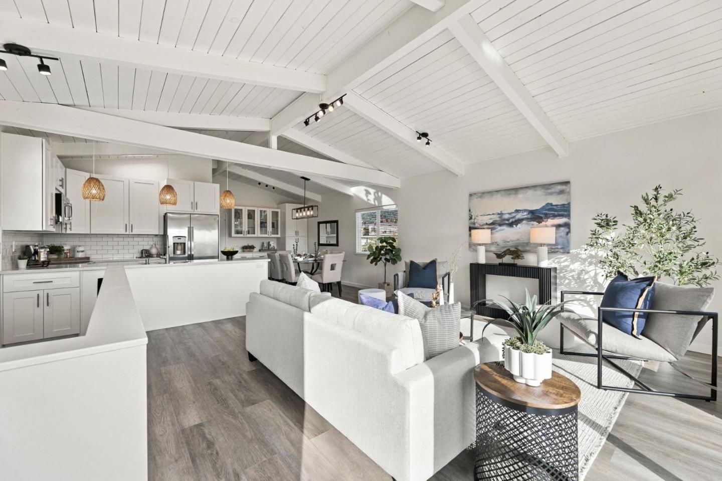 113 Bennett Road Aptos, CA 95003 - Photo 7 of 61 Gallery Image 7