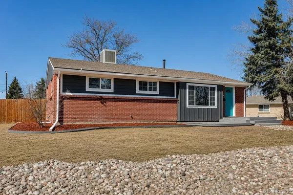$599,500 | 6733 South Ash Way, Centennial, CO 80122