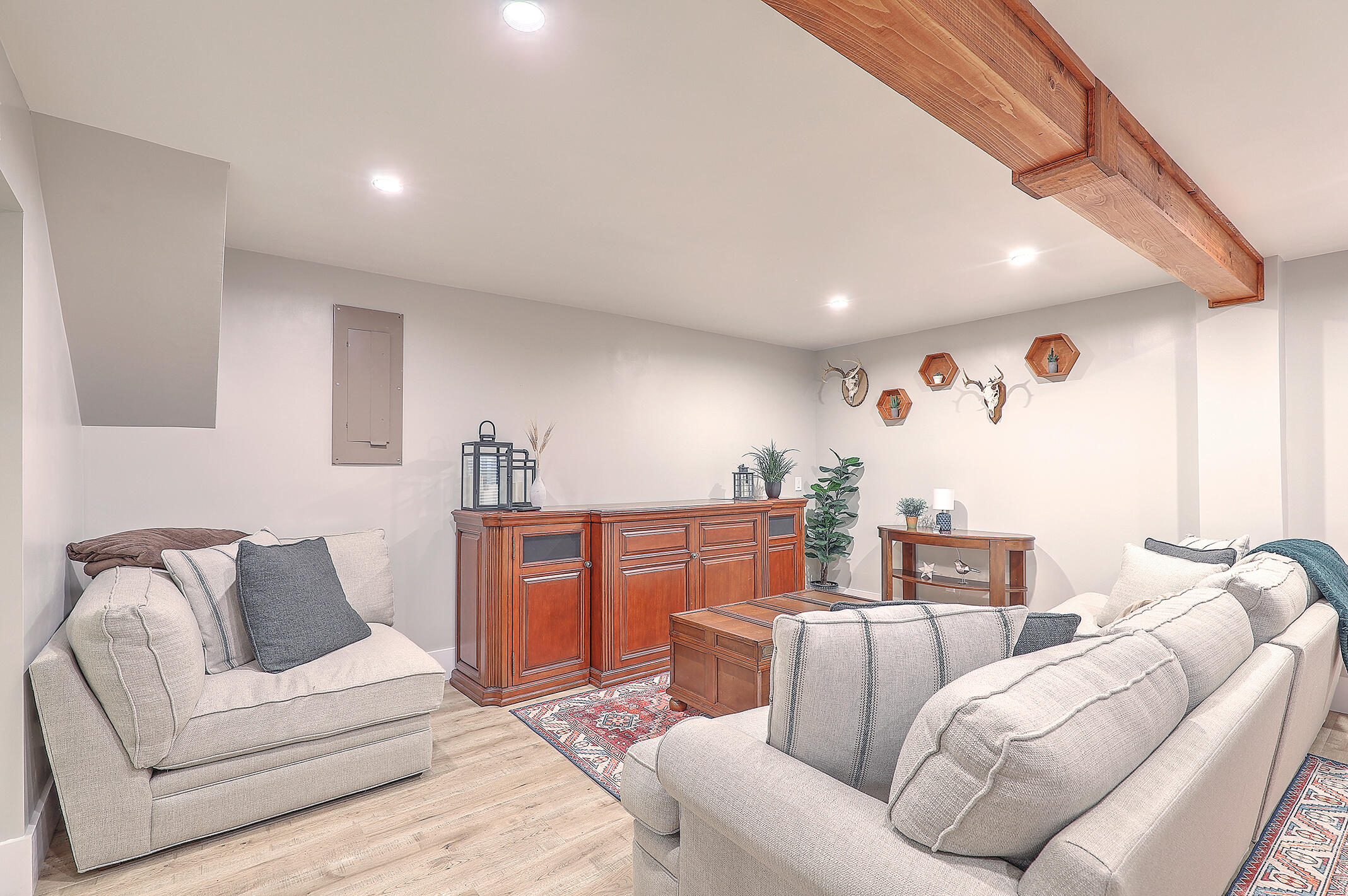 8321 Delhi Road North Charleston, SC 29406 - Photo 15 of 34 1R3A7625_26_27_28_29_30_31