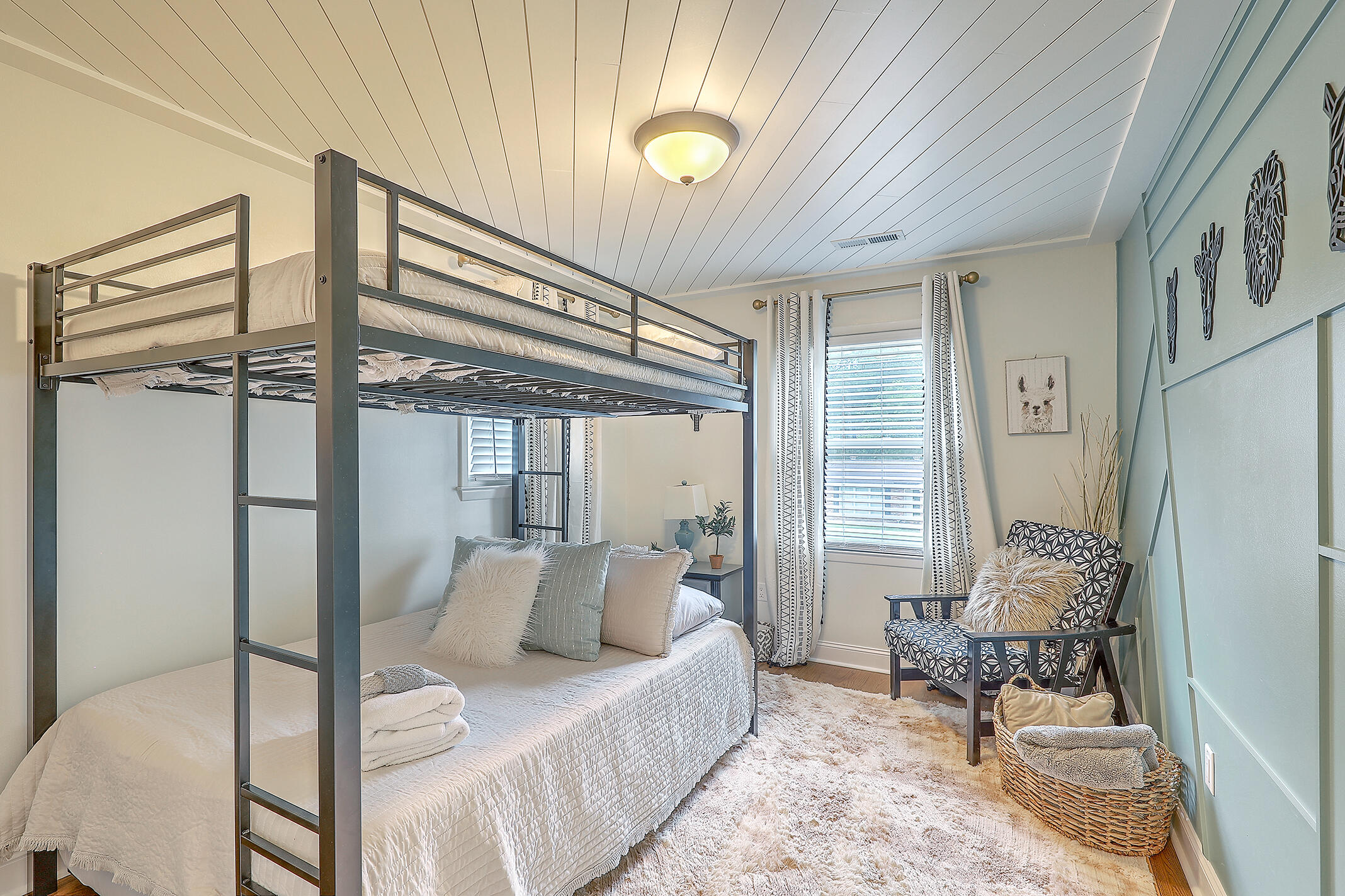 8321 Delhi Road North Charleston, SC 29406 - Photo 22 of 34 1R3A7674_75_76_77_78_79_80