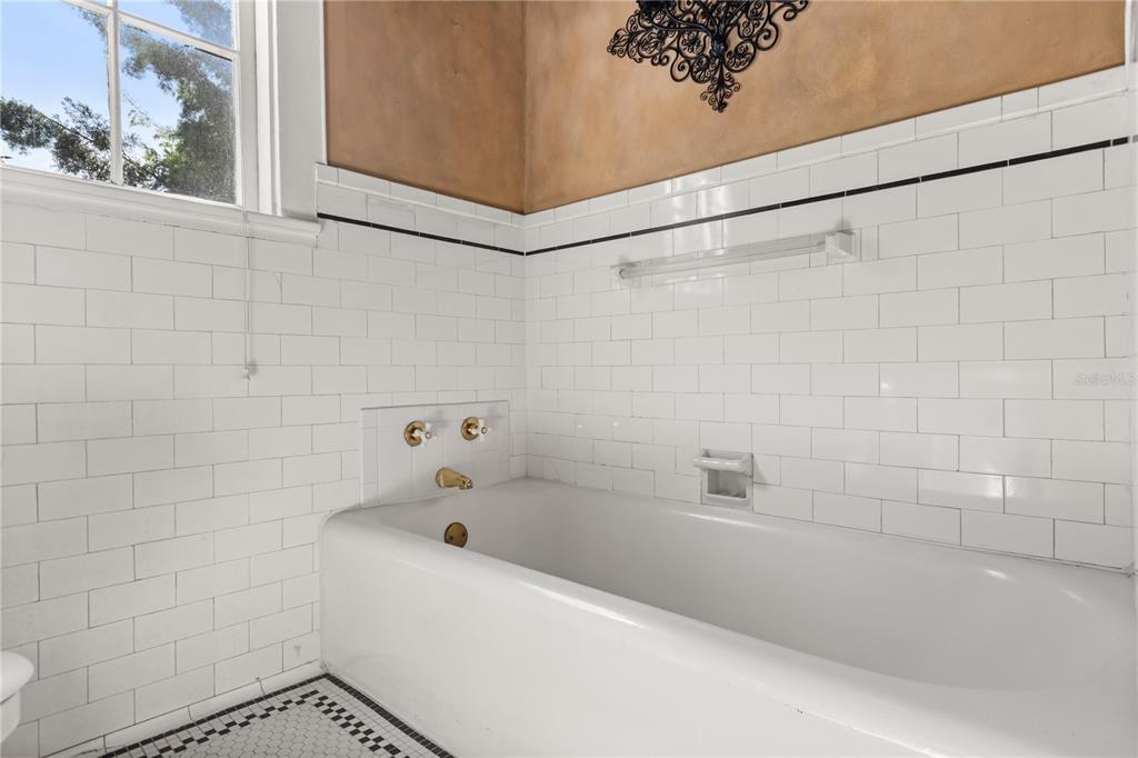 737 Springdale Road Orlando, FL 32804 - Photo 20 of 42 Gallery Image 20