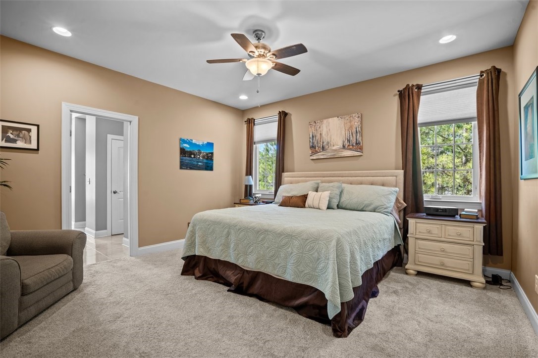 103 Beacon Ridge Circle Salem, SC 29676 - Photo 8 of 30 Spacious master bedroom on 1st floor.