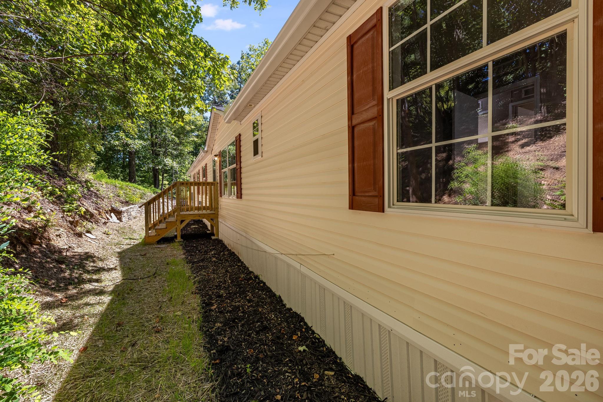 81 Spring Mountain Road Fairview, NC 28730 - Photo 35 of 37 Gallery Image 35