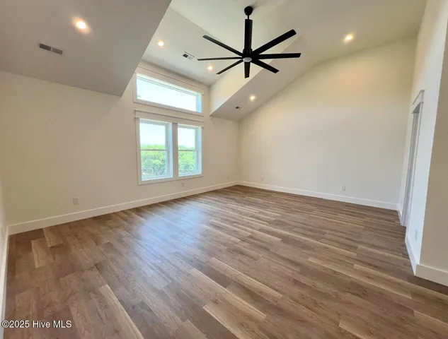 $2,250,000 | 834 Hunt Club Drive, Corolla, NC 27927