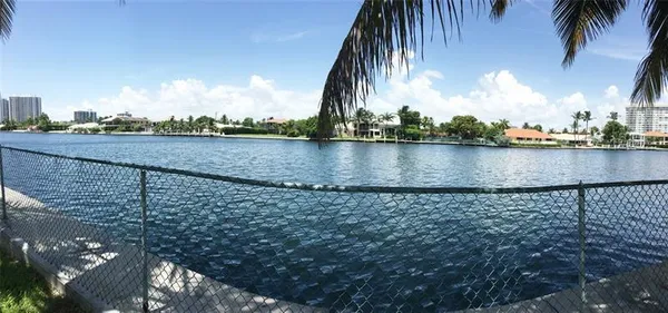 $1,650 | 2001 South Ocean Drive, Unit 46, Hallandale Beach, FL 33009
