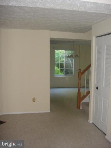 1603 Barnstead Drive Reston, VA 20194 - Photo 14 of 14 Living Room