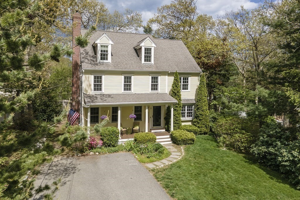 7 Donald Road Plymouth, MA 02360 - Photo 4 of 24 Gallery Image 4