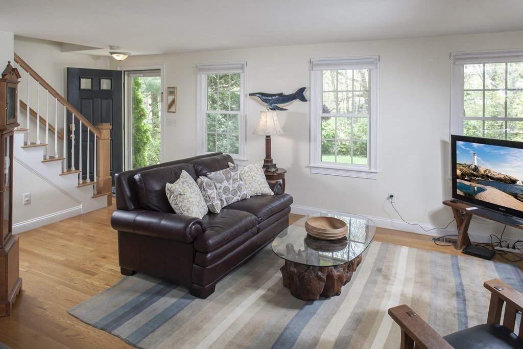 7 Donald Road Plymouth, MA 02360 - Photo 5 of 24 Gallery Image 5