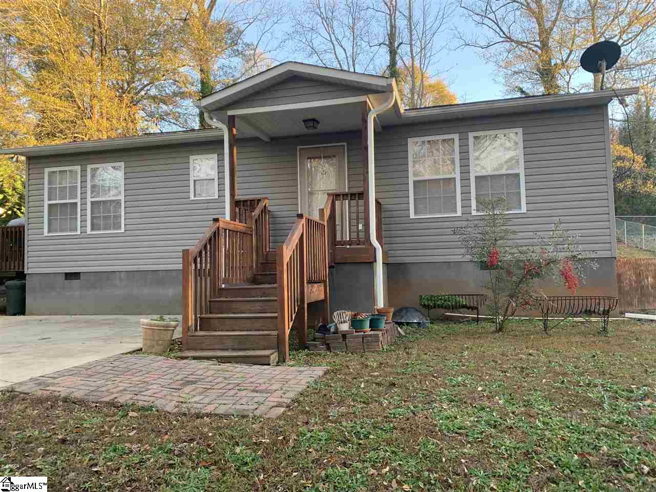 111 Cherokee Road Easley, SC 29642 - Photo 1 of 27 Gallery Image 1