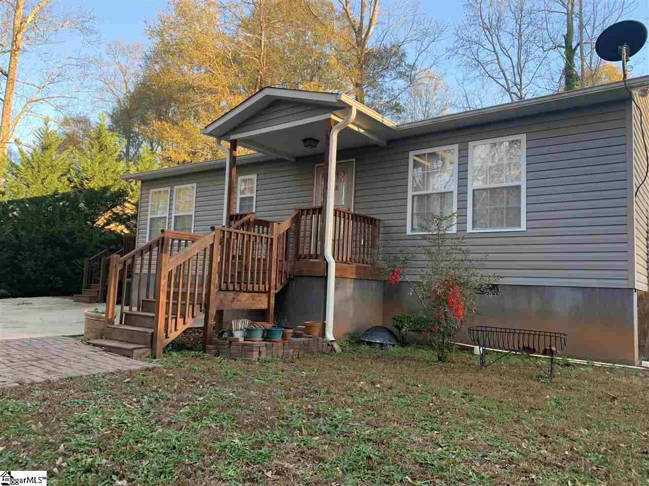 111 Cherokee Road Easley, SC 29642 - Photo 2 of 27 Gallery Image 2