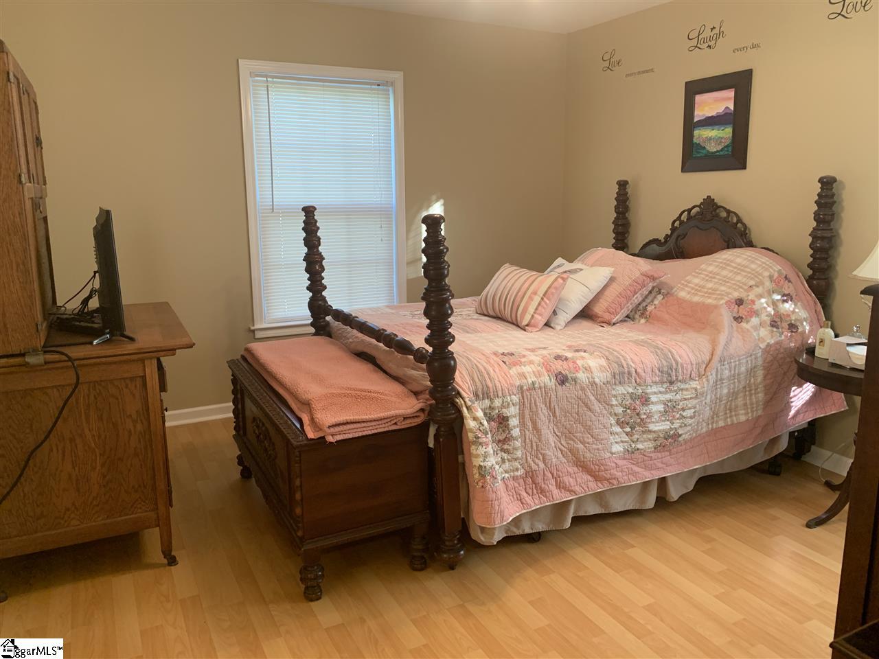 111 Cherokee Road Easley, SC 29642 - Photo 12 of 27 Gallery Image 12